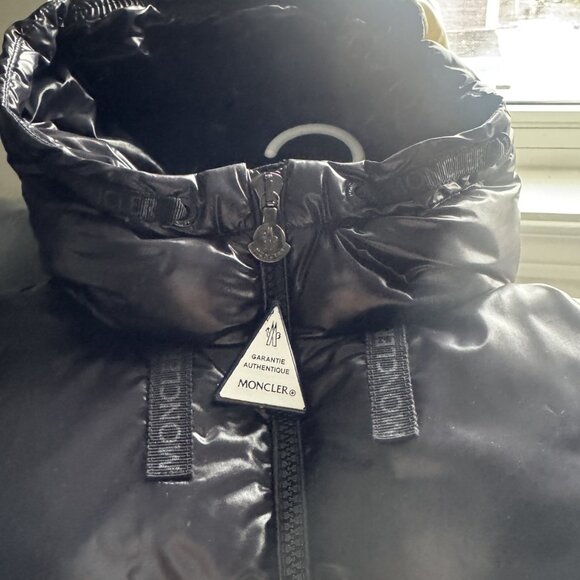 MONCLER WINTER JACKET - SIZE 8 GIRL - Picture 6 of 8